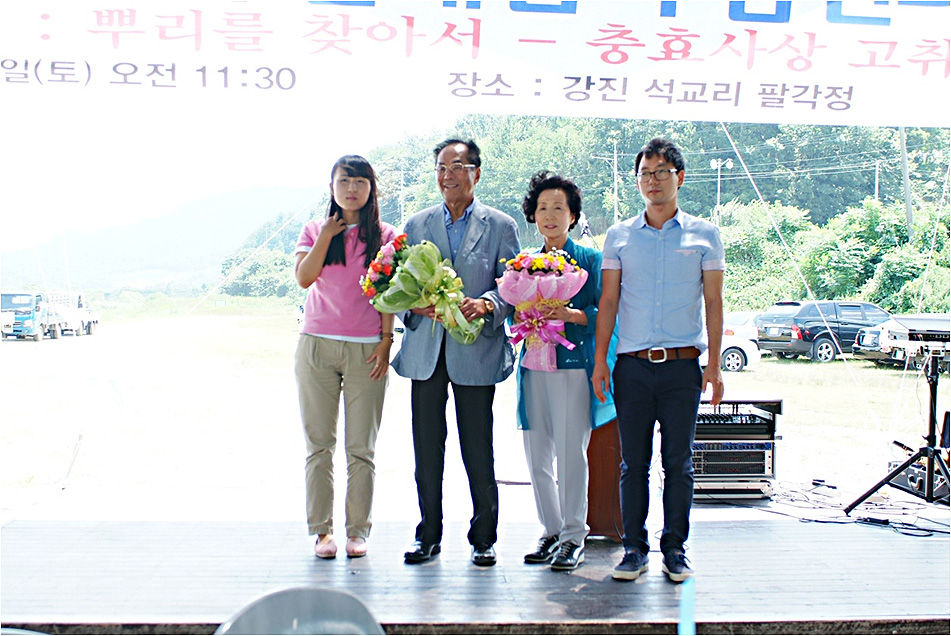 201208117_02.jpg